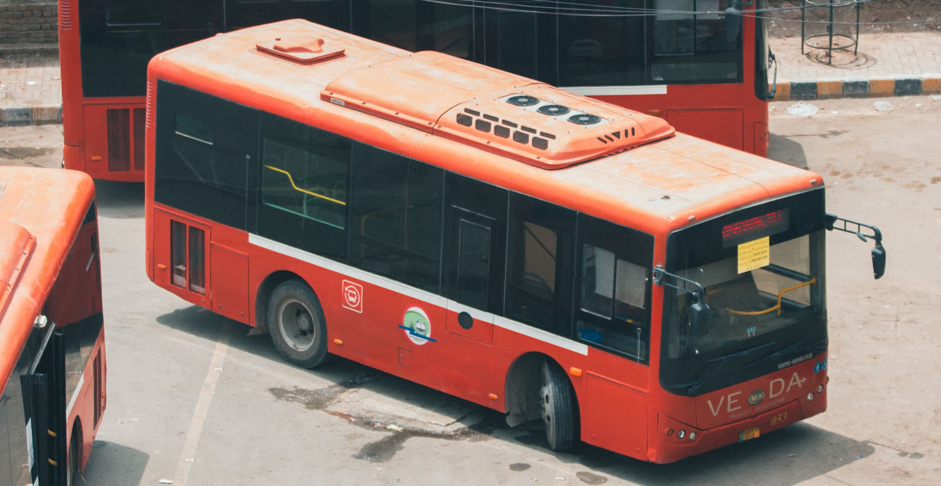 VEDA Transit Solutions raises PKR 2.60 Billion financing through The Bank of Punjab led syndicate for procurement of 64 articulated buses for Lahore Metro Bus project